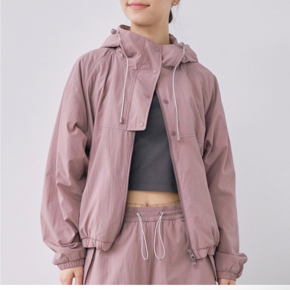 Covernat Jackets & Blazers - COVERNAT Women's Windbreaker Jacket Lavender Size M